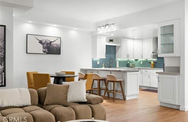 321 San Vicente Boulevard photos photos
