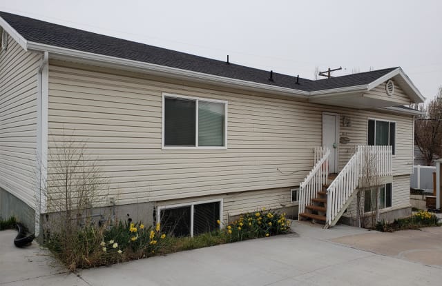 1657  E Phebe Ln - 1657 Phebe Lane, Salt Lake City, UT 84108