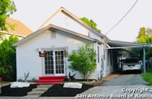 503 GRAHAM ST - 503 Graham St, Boerne, TX 78006