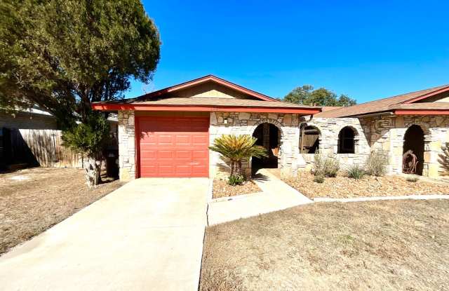 MUST SEE! 2 Bedroom / 1.5 Bath Duplex w/ Garage! photos photos