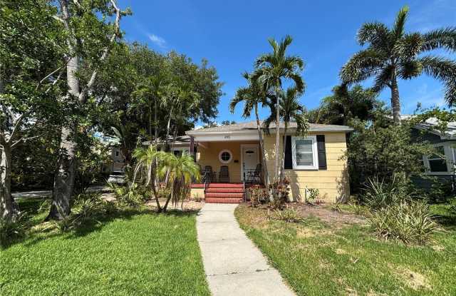 495 24TH Avenue N Gallery 1