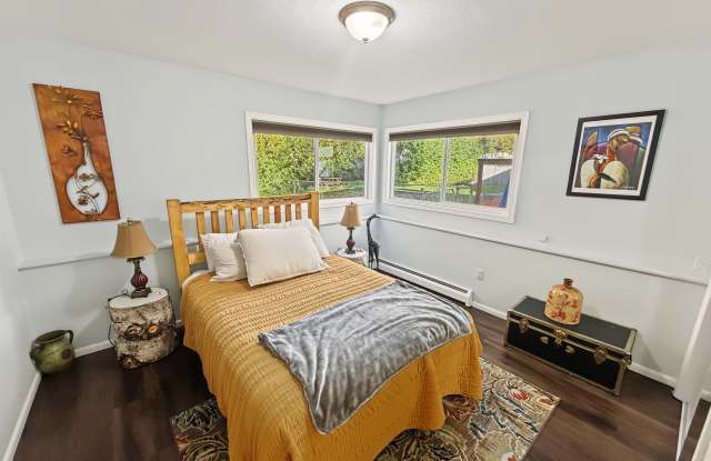 1613 West 15th Avenue - 1 Gallery 3