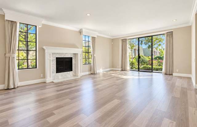 Luxury Living on Prestigious South Orange Grove Boulevard Gallery 4