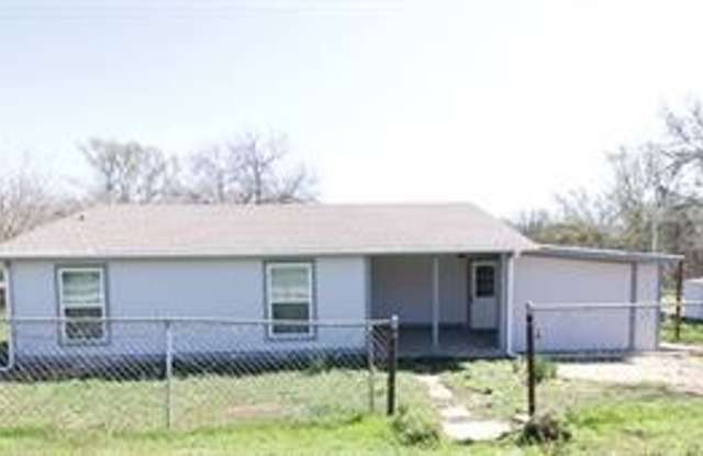 Home on acreage Gallery 3