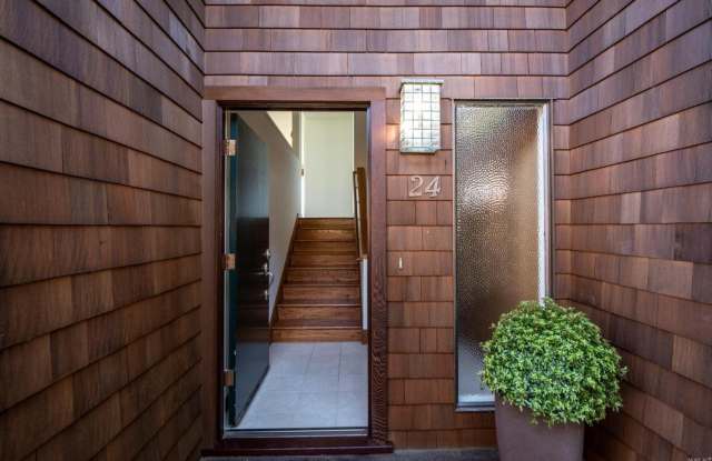 24 Linda Vista Avenue photos photos