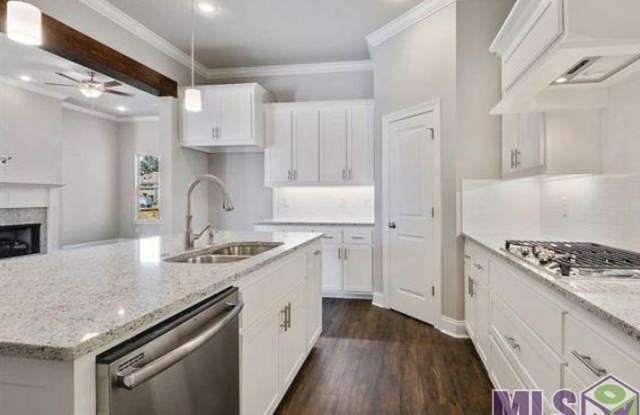 3 Bedroom House in Dutchtown |Community Pool photos photos