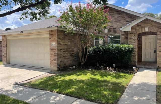 16257 Cowboy Trail - 16257 Cowboy Trail, Fort Worth, TX 76247