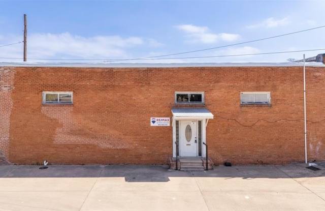 108 McKinney Street Gallery 2