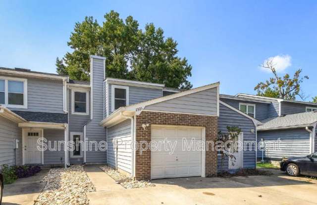 2305 Merl Circle Gallery 1
