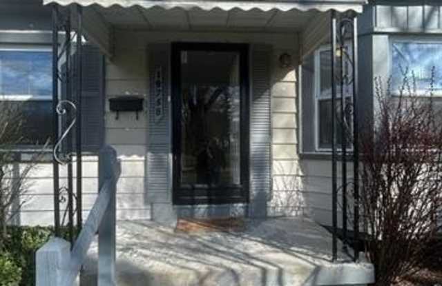 19758 IMPERIAL HWY Gallery 3