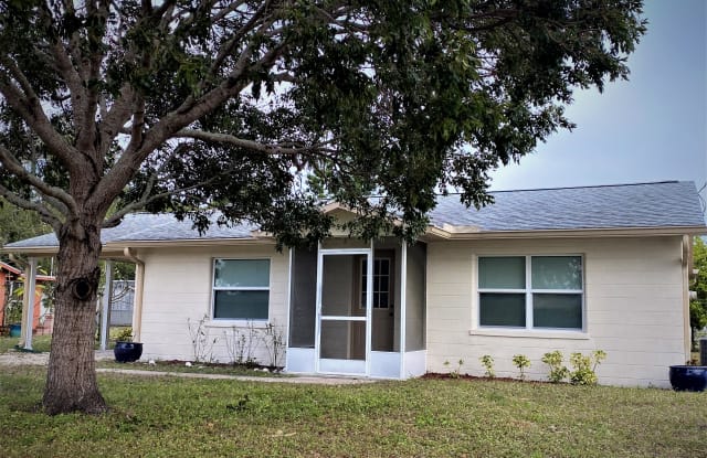 509 S Mccall Rd - 509 South McCall Road, Englewood, FL 34223