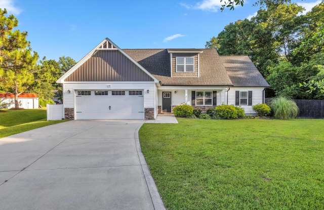 Ranch Style Holly Ridge Home with Fenced Yard Available! Gallery 1