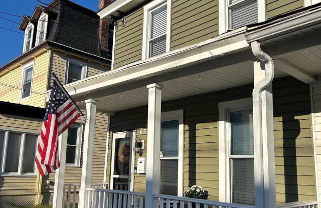 65 PINE Street photos photos