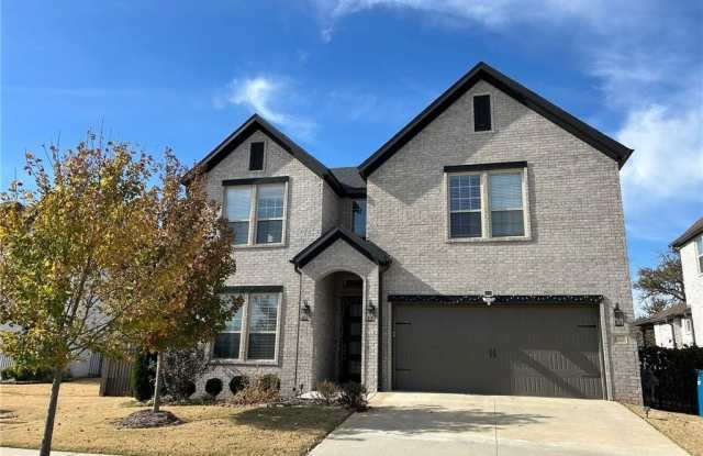 5200  SW Kemptown  PL - 5200 Southwest Kemptown Place, Bentonville, AR 72713