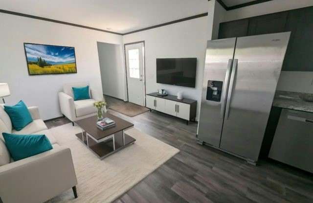 133 Maple Dr photos photos