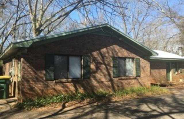 2 bed 1 bath duplex on Barber St. photos photos