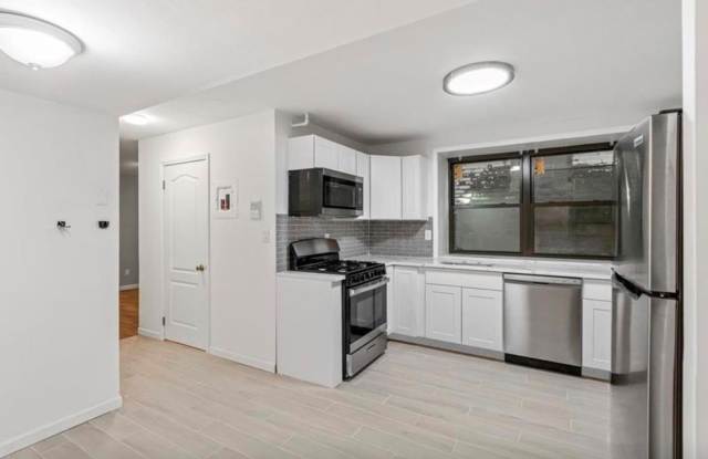 427 KENNEDY BLVD - 427 John F. Kennedy Boulevard, Bayonne, NJ 07002