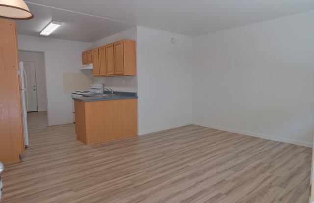 1351 Lower Main photos photos