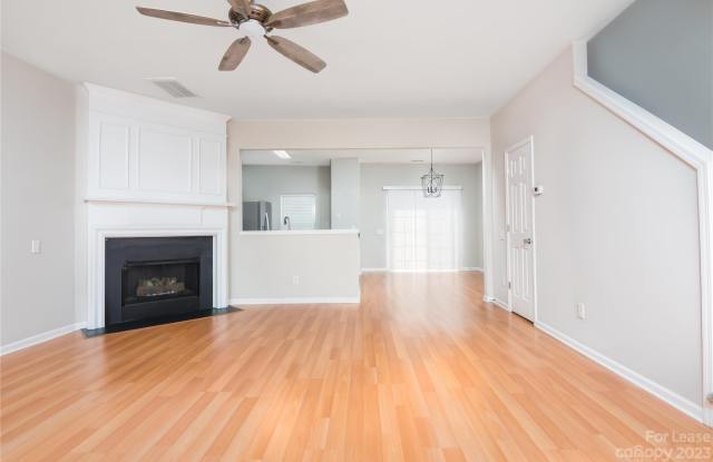 6724 Rothchild Drive Gallery 3