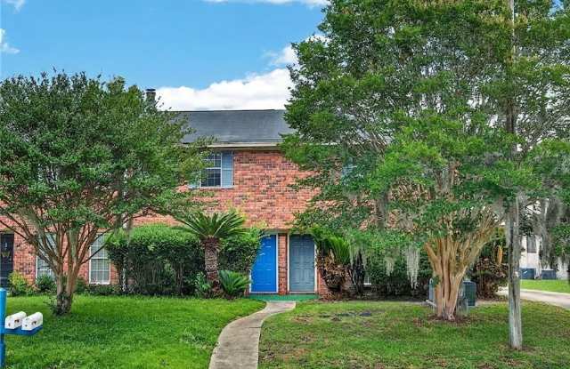 Lovely 3-bedroom, 2 bath townhome unit in South Savannah! Gallery 3