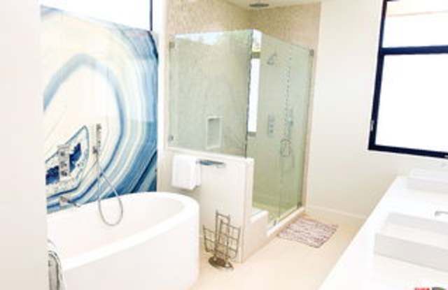 11367 Elderwood Street Gallery 2