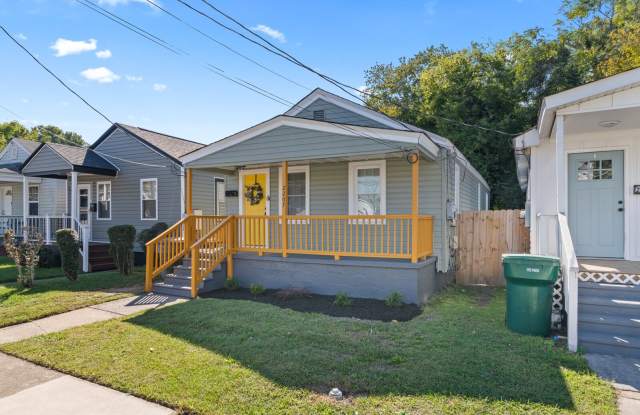 2207 Marshall Avenue photos photos