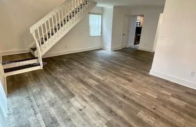 5262 SW 121st Ter - 5262 Southwest 121st Terrace, Cooper City, FL 33330