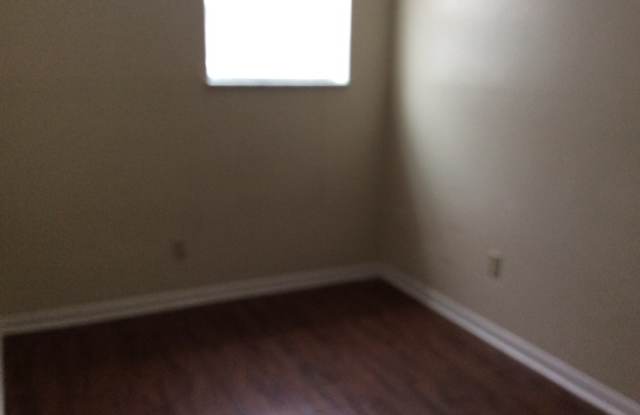 1236 Indianola Avenue - C Gallery 3