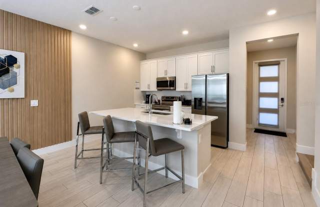 7821 SPECTRUM Drive Gallery 4