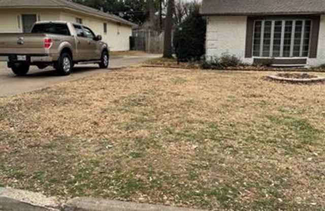 317 Riggs Circle Gallery 3