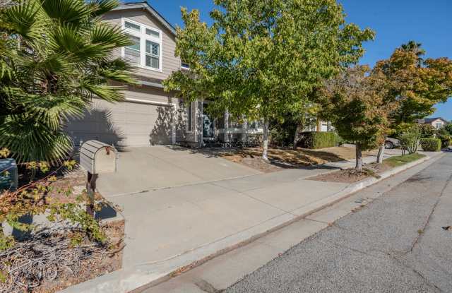 981 Dionne Way Gallery 1