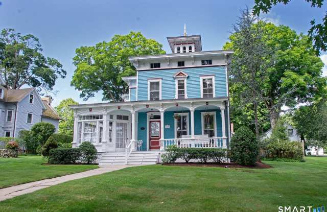 139 Main Street Gallery 3