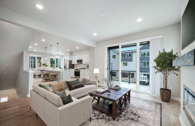 1806 Sf | 4 Bedrooms 3.5 Baths | $3,790 photos photos