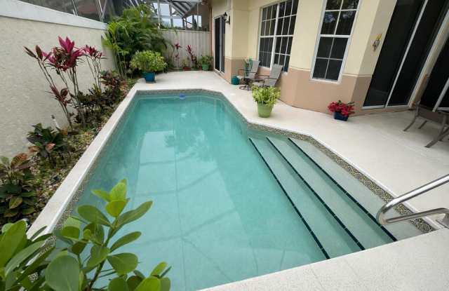 77 Spyglass Way N photos photos