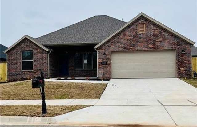 1544  N Quincy  AVE photos photos
