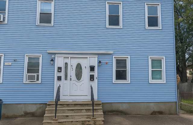 412 Powell Street - A Gallery 3