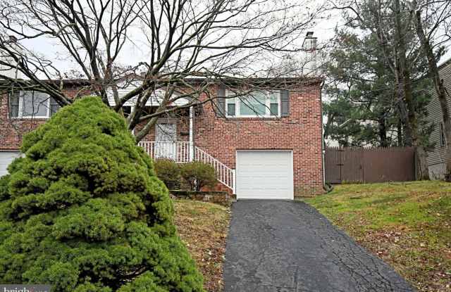 28 LACEY Avenue - 28 Lacey Avenue, Doylestown, PA 18901