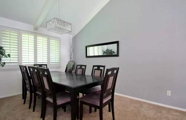 4046 S Reading Way Gallery 4