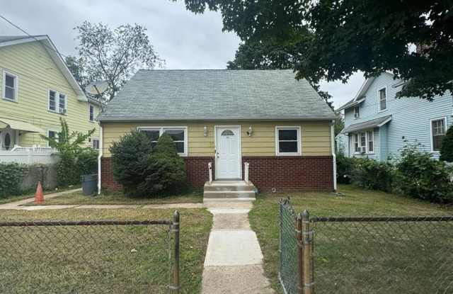 104 Parkway Avenue photos photos