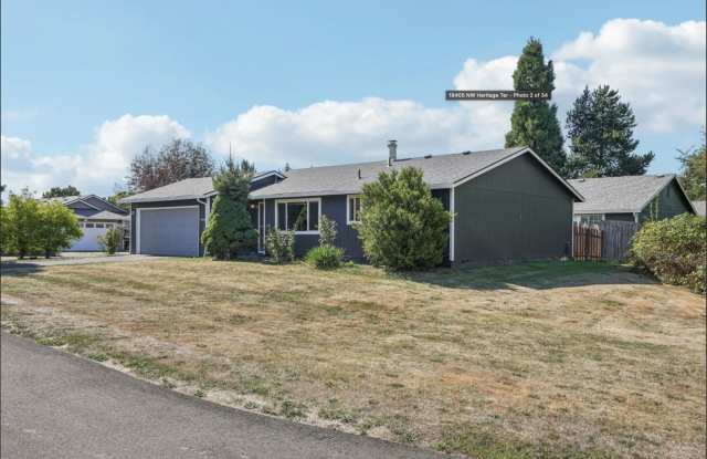 Open Concept: 3 Bed, 1.5 Bath Hidden Gem! photos photos