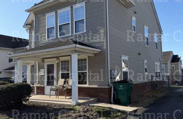 Spacious  Welcoming Home Designed for Family Living photos photos