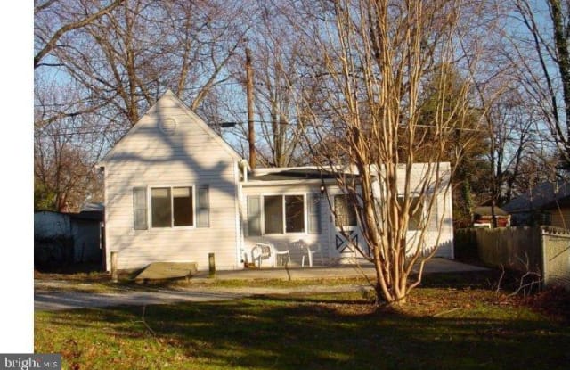 8113 RIDGELY OAK ROAD - 8113 Ridgely Oak Road, Parkville, MD 21234