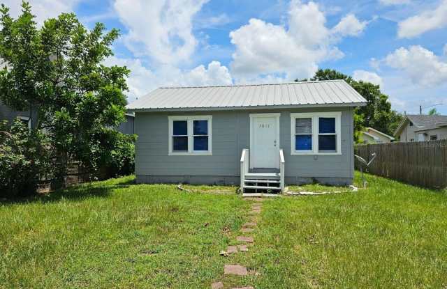 5011 40TH STREET N photos photos