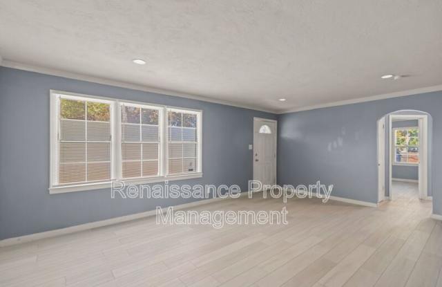 2406 Telegraph Avenue Gallery 3