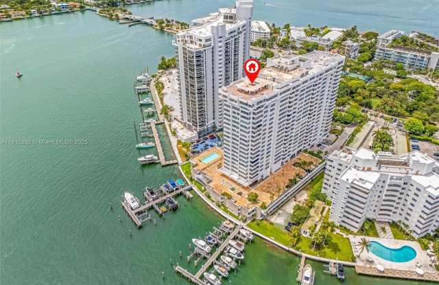 11 Island Ave photos photos