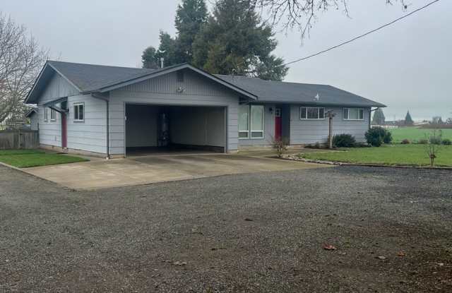 3-Bedroom 2-Bathroom home in Coburg photos photos