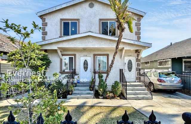 1334 East 43rd Street photos photos