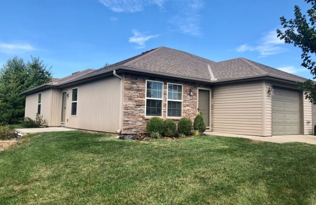 141 SE Rose Garden Lane - 141 SW Rose Garden St, Blue Springs, MO 64014