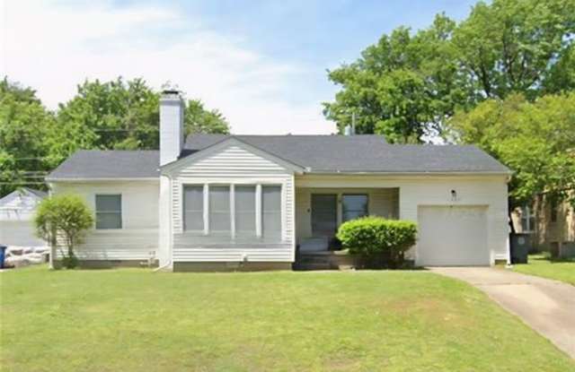 3-bedroom, 1 bathroom, 1 car attached garage with remote photos photos