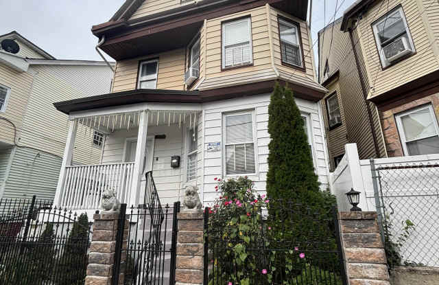 602 E 33rd St - 602 East 33rd Street, Paterson, NJ 07513